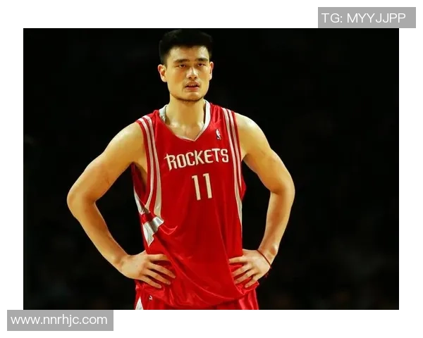 姚明与欧文的防守对决分析及其在比赛中的影响探讨