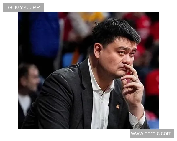 姚明站立敬酒的背后故事与篮球精神的传承与弘扬 姚明站立敬酒的背后故事与篮球精神的传承与弘扬