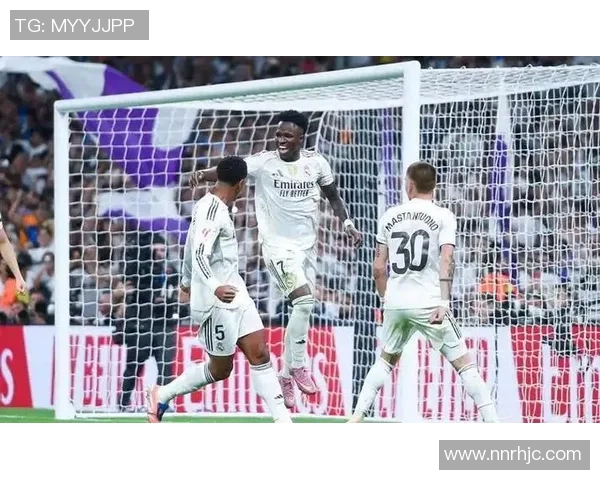 西甲经典对决利物浦逆转皇马点球大战成焦点全场沸腾