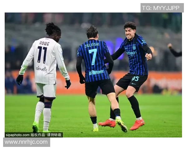 足总杯精彩对决那不勒斯轻取国米红牌事件引发全场热议与转会猜测