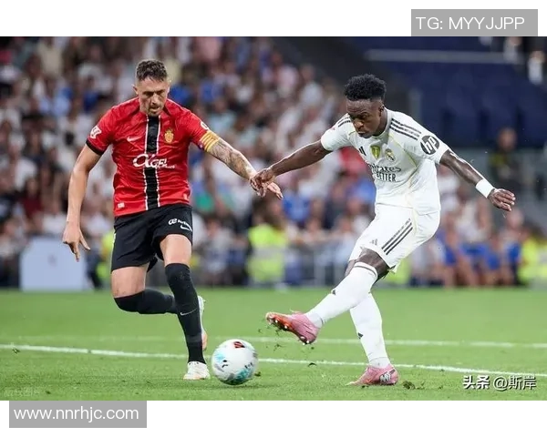 德甲激战波尔图与皇马握手言和精彩瞬间引发全场热烈反响