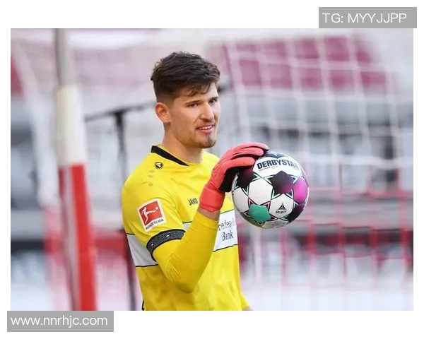 世界杯精彩对决：多特蒙德逆转曼联神扑瞬间点燃全场热情分析