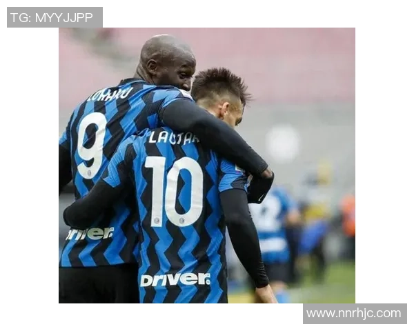 友谊赛曼联与AC米兰激战成平局精彩瞬间回顾与数据分析